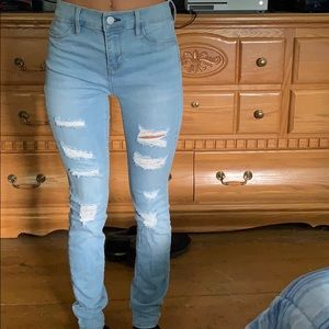 Kendall and Kylie skinny jeans